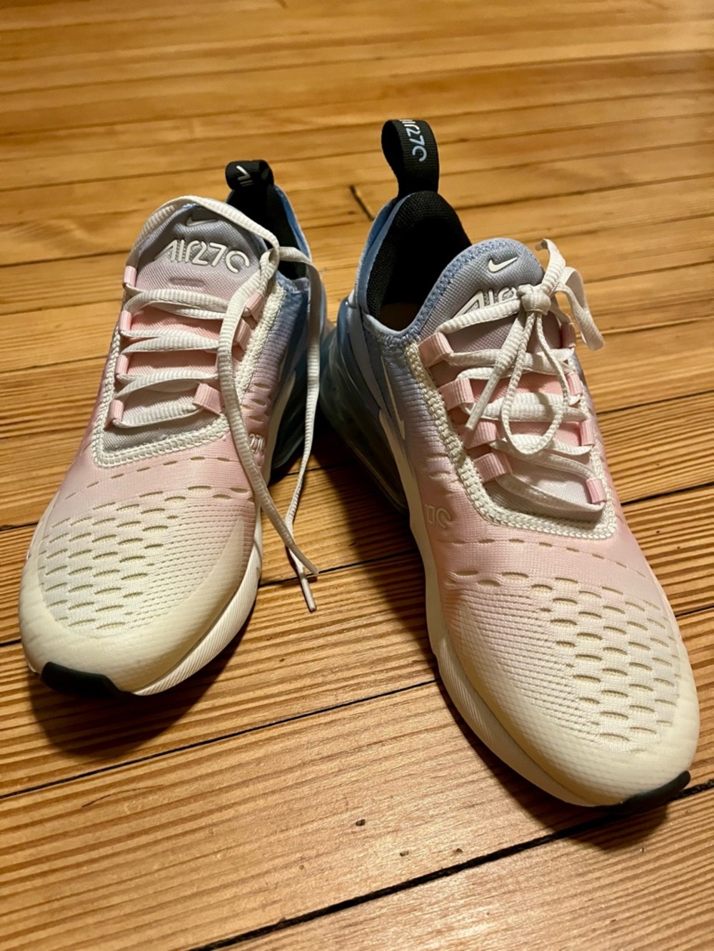 Nike Air Max 270 women Pink/Blue Gradient Sneakers